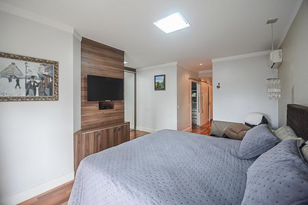 Apartamento à venda com 250m², 3 quartos e 4 vagasQuarto 3 - Suíte