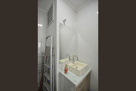 Apartamento à venda com 250m², 3 quartos e 4 vagasBanheiro de serviço