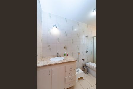 Apartamento à venda com 100m², 3 quartos e 2 vagas Apartamento à venda com 100m², 3 quartos e 2 vagasBanheiro da Suíte