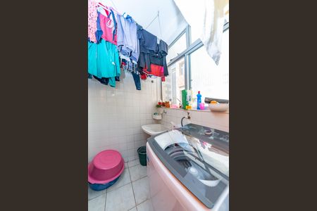 Apartamento à venda com 100m², 3 quartos e 2 vagas Apartamento à venda com 100m², 3 quartos e 2 vagasÁrea de Serviço