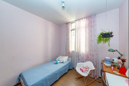 Apartamento à venda com 100m², 3 quartos e 2 vagas Apartamento à venda com 100m², 3 quartos e 2 vagasQuarto 1