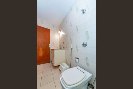 Apartamento à venda com 100m², 3 quartos e 2 vagas Apartamento à venda com 100m², 3 quartos e 2 vagasBanheiro da Suíte