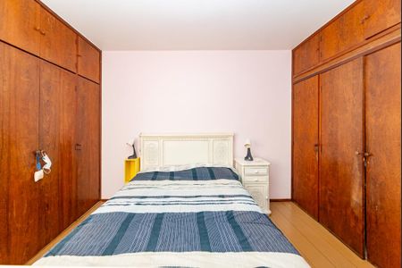 Apartamento à venda com 100m², 3 quartos e 2 vagas Apartamento à venda com 100m², 3 quartos e 2 vagasSuíte