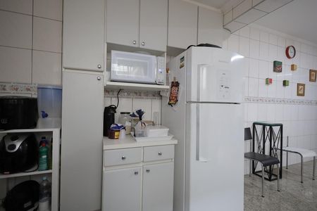 Casa para alugar com 189m², 4 quartos e 2 vagasCozinha