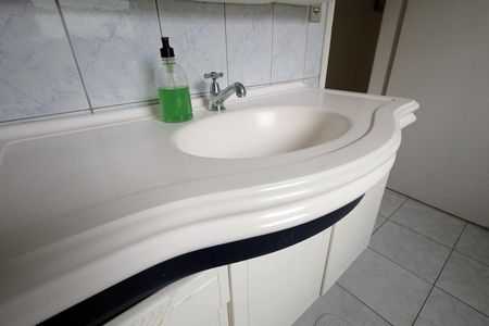 Casa para alugar com 189m², 4 quartos e 2 vagasBanheiro 2