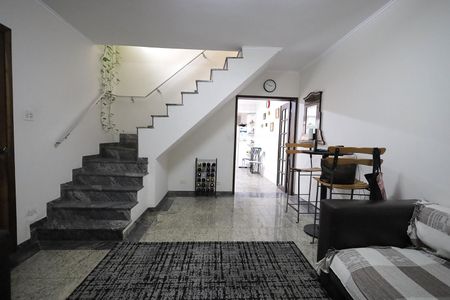 Casa para alugar com 189m², 4 quartos e 2 vagasSala