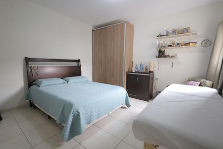 Casa para alugar com 189m², 4 quartos e 2 vagasQuarto 3