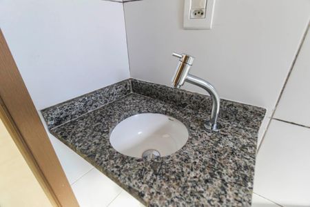 Banheiro de kitnet/studio à venda com 1 quarto, 35m² em Quinta da Paineira, São Paulo