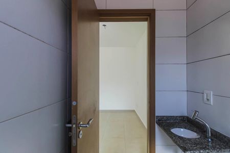 Banheiro de kitnet/studio à venda com 1 quarto, 35m² em Quinta da Paineira, São Paulo