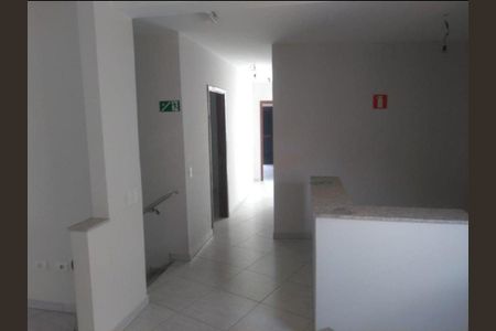 Casa à venda com 3 quartos, 230m² em Parque Sao Domingos, São Paulo