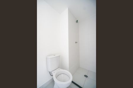 Banheiro da suíte de apartamento à venda com 1 quarto, 32m² em Penha de França, São Paulo