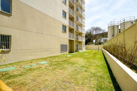 Apartamento à venda com 32m², 1 quarto e sem vagaÁrea verde