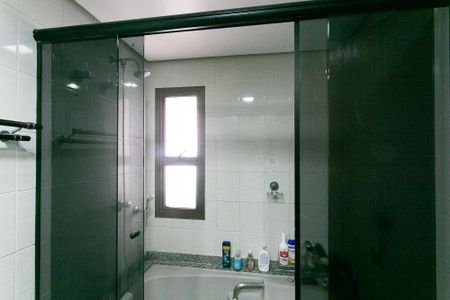 Apartamento à venda com 160m², 4 quartos e 2 vagasBanheiro da Suíte 1