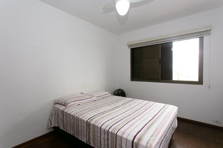 Apartamento à venda com 160m², 4 quartos e 2 vagasQuarto 2