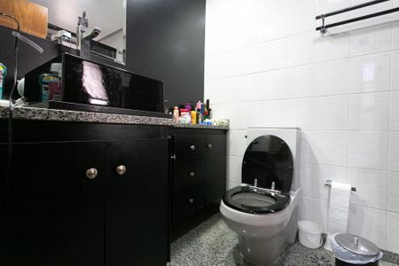 Apartamento à venda com 160m², 4 quartos e 2 vagasBanheiro da Suíte 1