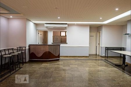 Apartamento à venda com 160m², 4 quartos e 2 vagasÁrea comum - Salão de festas