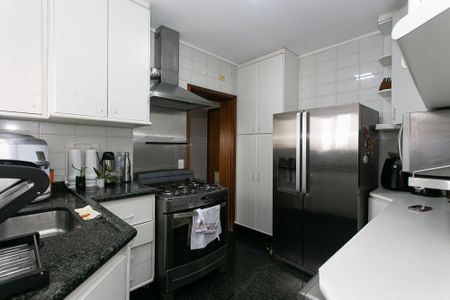 Apartamento à venda com 160m², 4 quartos e 2 vagasCozinha