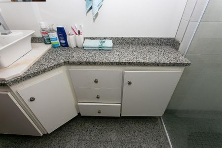 Apartamento à venda com 160m², 4 quartos e 2 vagasBanheiro