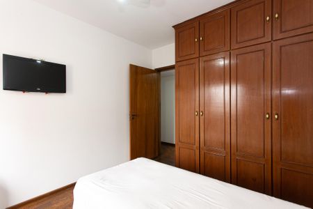 Apartamento à venda com 160m², 4 quartos e 2 vagasQuarto 1