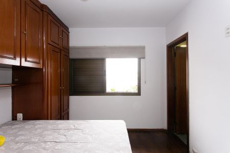 Apartamento à venda com 160m², 4 quartos e 2 vagasSuíte 2