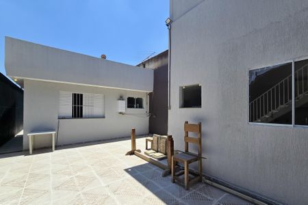 Apartamento para alugar com 40m², 1 quarto e sem vagaQuintal