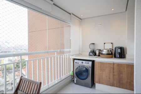 Apartamento à venda com 64m², 2 quartos e 2 vagasVaranda