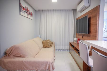 Apartamento à venda com 64m², 2 quartos e 2 vagasSala
