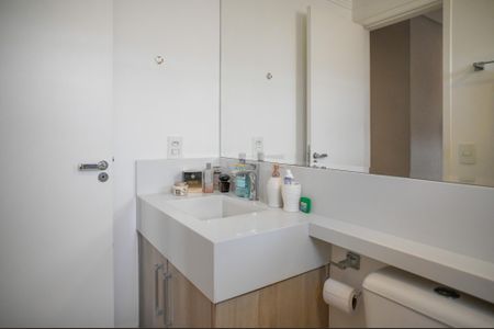 Apartamento à venda com 64m², 2 quartos e 2 vagasBanheiro da Suite