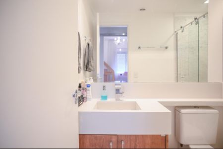 Apartamento à venda com 64m², 2 quartos e 2 vagasBanheiro Social