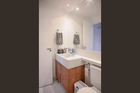 Apartamento à venda com 64m², 2 quartos e 2 vagasBanheiro Social