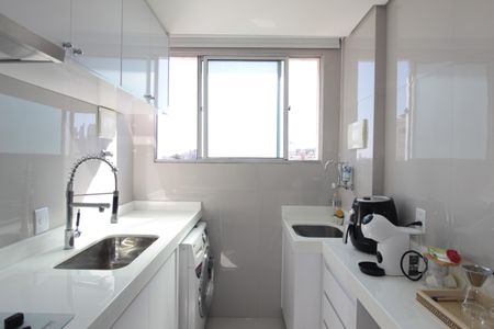 Apartamento para alugar com 60m², 2 quartos e 2 vagasCozinha e Área de Serviço