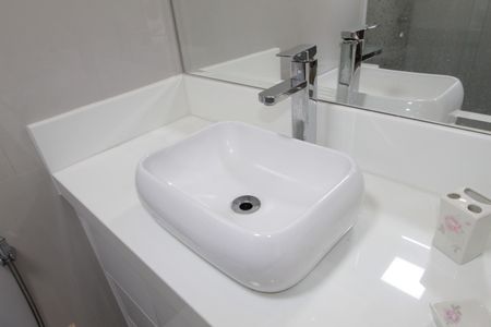 Apartamento para alugar com 60m², 2 quartos e 2 vagasBanheiro da Suíte