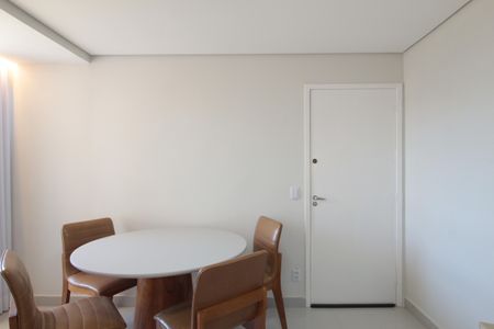Sala de apartamento para alugar com 2 quartos, 60m² em Castelo, Belo Horizonte