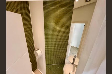 Casa à venda com 380m², 4 quartos e 4 vagas Casa à venda com 380m², 4 quartos e 4 vagasLavabo