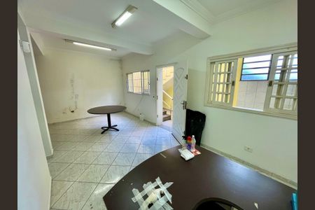 Casa à venda com 380m², 4 quartos e 4 vagas Casa à venda com 380m², 4 quartos e 4 vagasSala 3