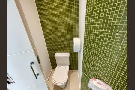 Casa à venda com 380m², 4 quartos e 4 vagas Casa à venda com 380m², 4 quartos e 4 vagasLavabo