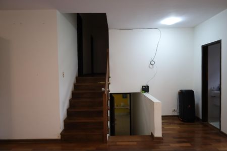 Casa para alugar com 278m², 4 quartos e 2 vagasSala