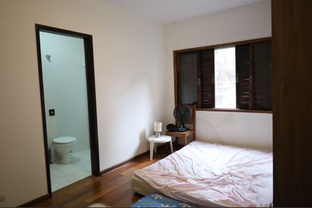 Casa para alugar com 278m², 4 quartos e 2 vagasSuíte 1