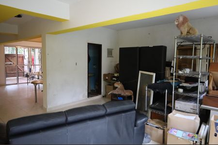 Casa para alugar com 278m², 4 quartos e 2 vagasEspaço festas