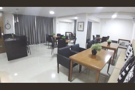 Apartamento para alugar com 76m², 3 quartos e 2 vagas Apartamento para alugar com 76m², 3 quartos e 2 vagasÁrea comum - Salão de festas