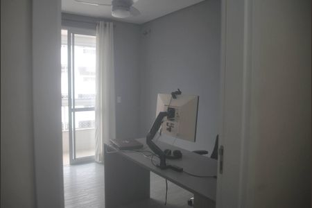 Apartamento para alugar com 76m², 3 quartos e 2 vagasQuarto 2