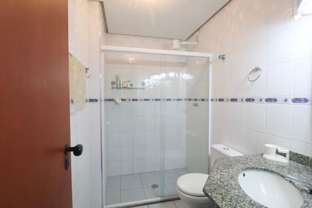 Apartamento para alugar com 80m², 2 quartos e 2 vagasBanheiro da Suíte