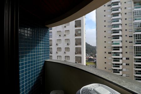 Varanda de apartamento para alugar com 2 quartos, 80m² em Centro, Guarujá
