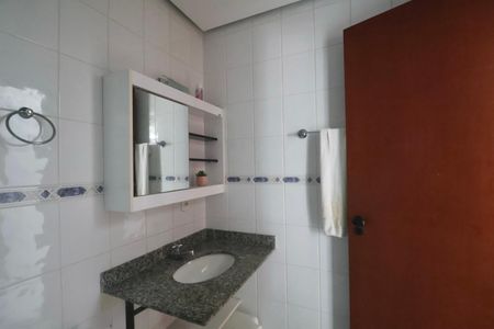 Apartamento para alugar com 80m², 2 quartos e 2 vagasBanheiro Social