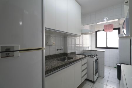 Apartamento para alugar com 80m², 2 quartos e 2 vagasCozinha