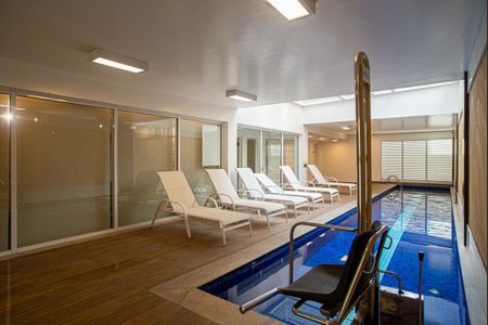 Apartamento à venda com 40m², 1 quarto e 1 vaga Apartamento à venda com 40m², 1 quarto e 1 vagaÁrea comum - Piscina coberta