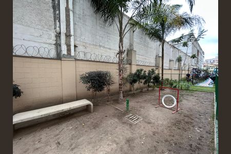 Apartamento à venda com 42m², 2 quartos e sem vagaÁrea comum