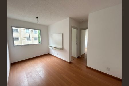 Sala de apartamento à venda com 2 quartos, 42m² em Bonsucesso, Rio de Janeiro