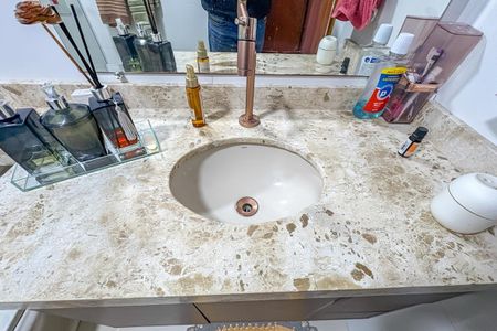 Apartamento à venda com 113m², 3 quartos e 2 vagas Apartamento à venda com 113m², 3 quartos e 2 vagasBanheiro