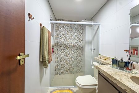 Apartamento à venda com 113m², 3 quartos e 2 vagas Apartamento à venda com 113m², 3 quartos e 2 vagasBanheiro